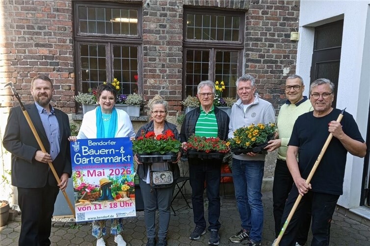 Bürgermeister Christoph Mohr und die Werbegemeinschaft Blickpunkt Bendorf & Aktiv Sayn freuen sich auf über 130 Aussteller am 3. Mai.