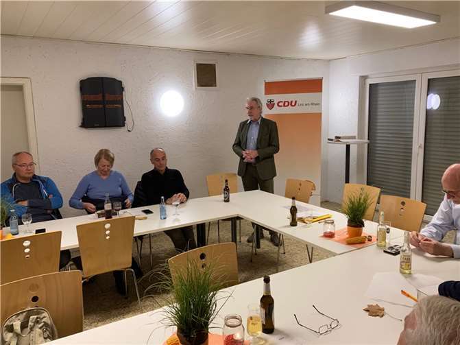 Bürgermeister Dr. Faust berichtete über die Entwicklungen in der Bunten Stadt. Foto: privat