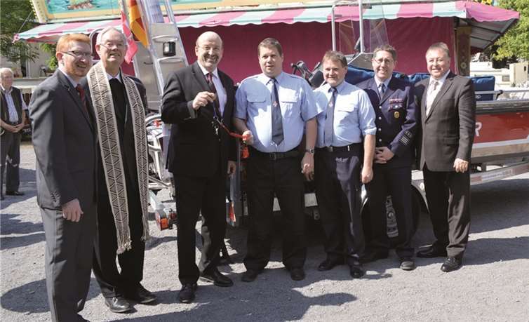 Kripper Feuerwehr freut sich über neues Rettungsboot