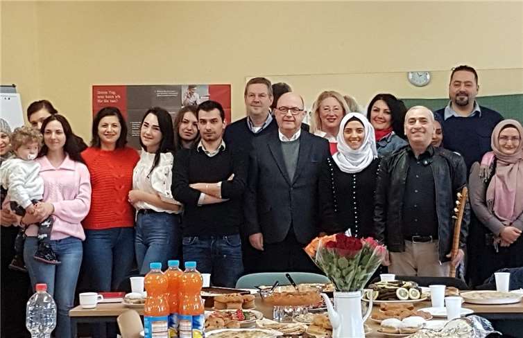 Bürgermeister Kessler besuchte die Teilnehmer des Integrationskurses der Kölner Wirtschaftsschule. Foto: Stadt Bendorf