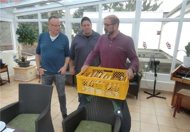 Bürgermeister Peter Moskopp aus Kettig mit den Beigeordneten.  privat