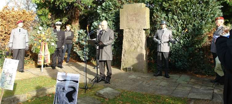 Bürgermeister Spilles bei der Gedenkfeier zum Volkstrauertag.Privat