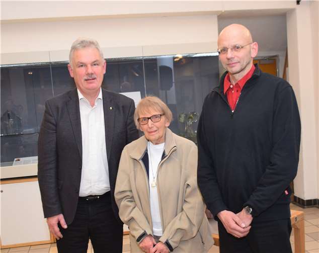 Bürgermeister Stefan Raetz, Ingeborg von Westerman (†), Kai von Westerman. Foto: EICH