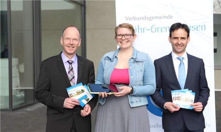 Bürgermeister Thilo Becker, Verena Lodwig und Marco Weißer bei der Vorstellung der Online-Umfrage.GM