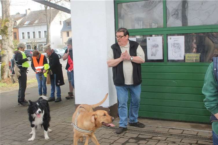 Bürgermeister Wolfgang Theis bei der Vorbesprechung.
