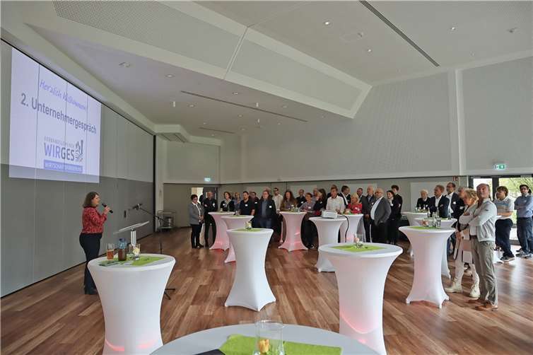 Bürgermeisterin Alexandra Marzi hieß die Unternehmerinnen und Unternehmer zum 2. Unternehmergespräch der VG Wirges herzlich willkommen. Foto: privat