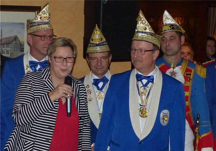 Bürgermeisterin Petra Kalkbrenner begrüßte die Gäste der Sitzung.privat