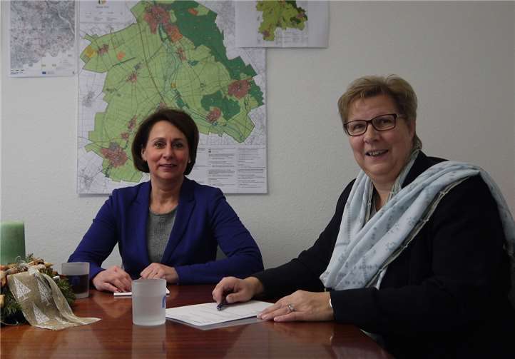 Bürgermeisterin Petra Kalkbrenner (r.) konnte Bundestagsabgeordnete Nicole Westig im Rathaus begrüßen. Gemeinde Swisttal