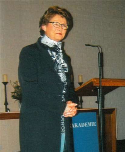 Bürgermeisterin Renate Offergeld referierte in der Pecher Winterakademie über ehrenamtliches Engagement. HV Pech