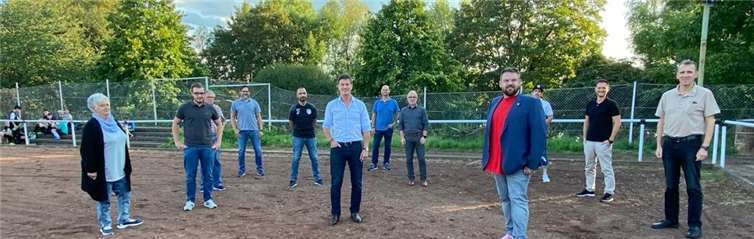 Bürgermeisterkandidat Christoph Mohr (Vierter von rechts) und Detlev Pilger, MdB (Bildmitte).Foto: privat