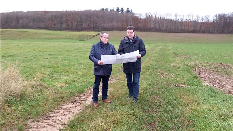 Bürgermeisterkandidat Hans-Dieter Spohr mit dem Geschäftsführer der Wirtschaftsförderung im Landkreis Neuwied GmbH Harald Schmillen.Foto: privat