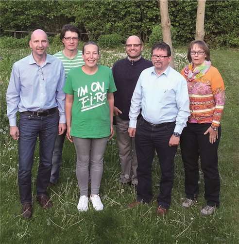 Bürgermeisterkandidat Peter Stäblein (v. l.) mit Andreas Bohlender, Carmen Bohlender, Gerhard Kohl (Kandidaten der Grünen für den Stadtrat Vallendar), Thomas Muth (SPD) und MdL Katharina Raue (Grünen-Kandidatin für den Verbandsgemeinderat). privat