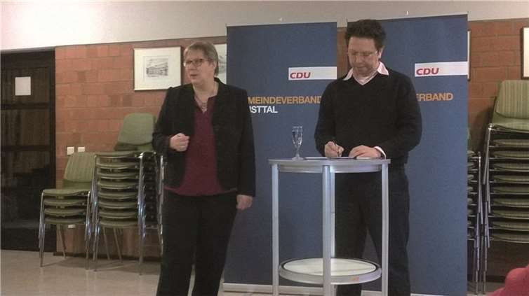 Bürgermeisterkandidatin Petra Kalkbrenner stellte sich den Fragen der Bürger. privat