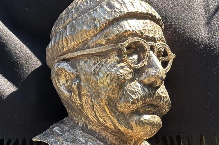 Große Herbst-Kunst-Ausstellung in Ahrweiler.Gemälde, Skulpturen, Bronzen