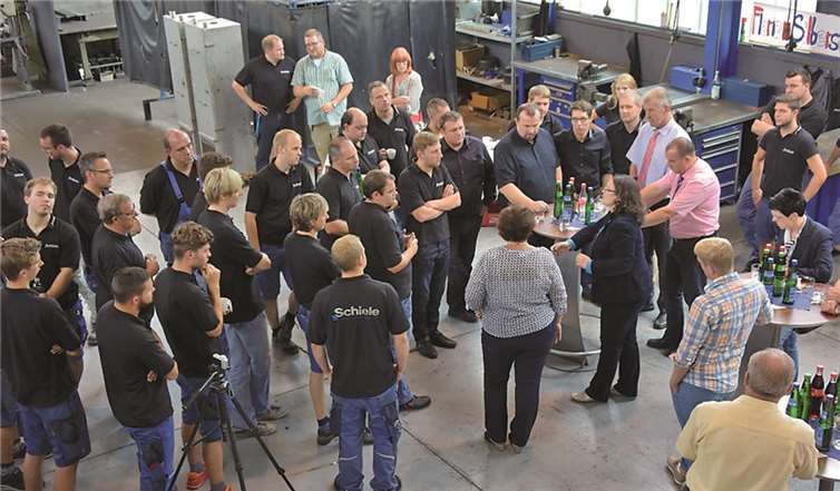 Bundesarbeitsmnisterin Andrea Nahles besuchte die Firma Schiele in Niederzissen.Privat