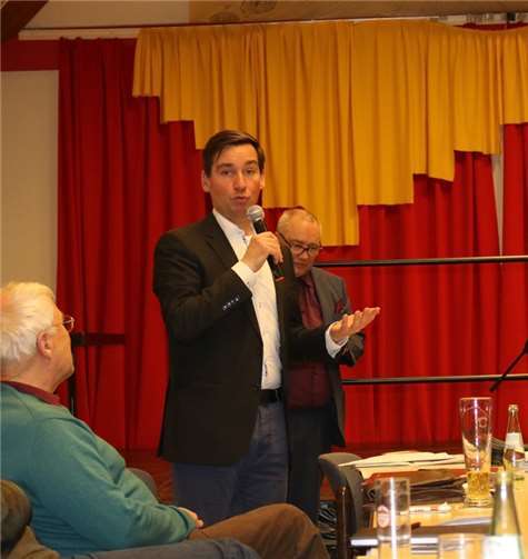 Bundestagsabgeordneter Sebastian Hartmann stand Rede und Antwort.