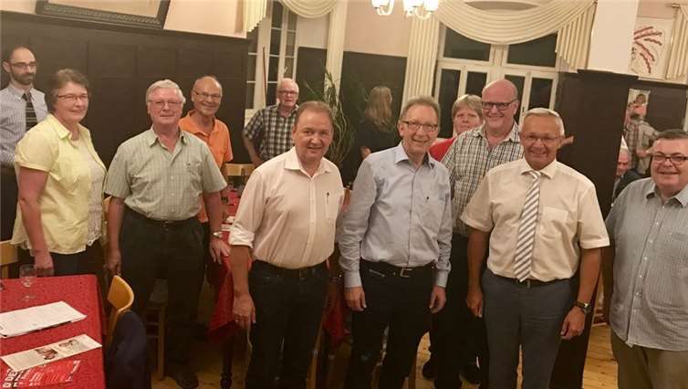 Bundestagskandidat Erwin Rüddel und Landratskandidat Achim Hallerbach standen Rede und Antwort in Leutesdorf. Privat