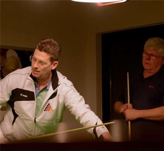 Bundestrainer Thomas Hein steht, neben erfahrenen Spielern des 1. SC, für ein Schnuppertraining zur Verfügung. Foto: privat