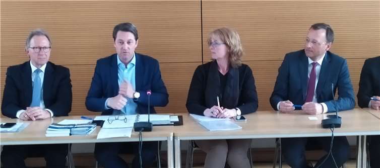 Bundesverkehrsminister Scheuer sagte den Start der Machbarkeitsstudie zu. Quelle: Abgeordnetenbüro Josef Oster, MdB