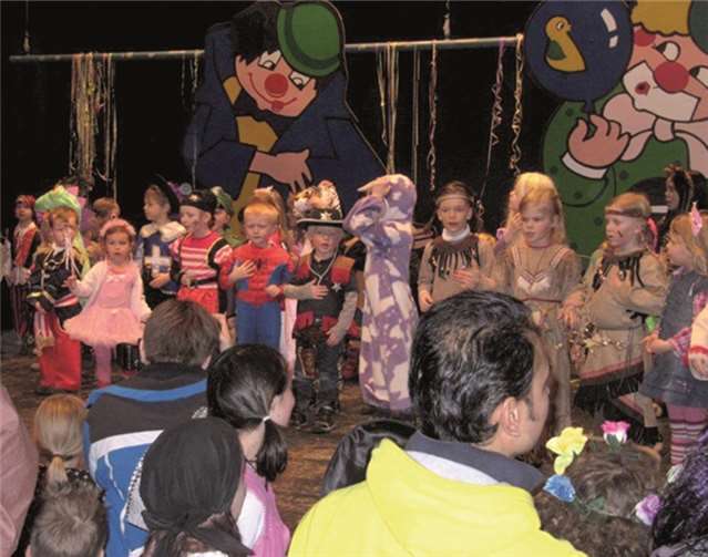 Bunt ging es zu beim Kinderkarneval 2013 - so soll es auch in diesem Jahr sein. privat