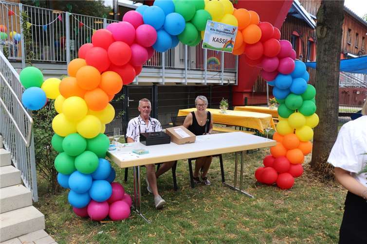 Bunte Ballons schmückten nicht nur die Bonkasse (Foto: Daniela Simon )