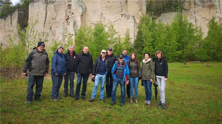 Burg- und Wanderführer nahmen an dem Treffen in Weibern teil. Fotos: Tourist-Info Ferienregion Laacher See