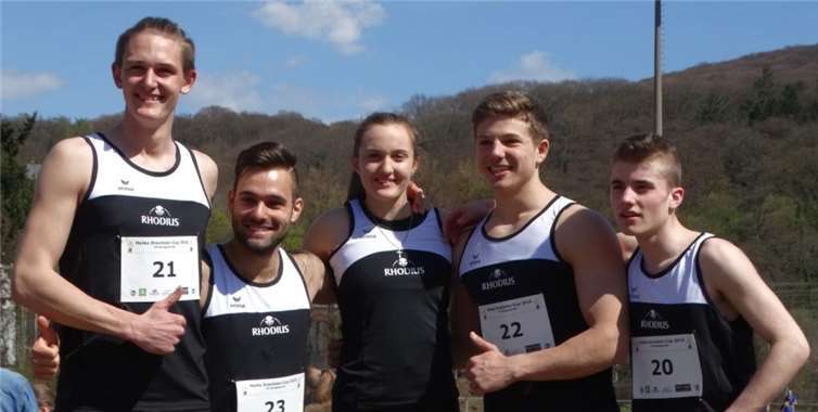 Burgbrohler Leichtathleten mit nur wenigen Athleten in Deutschlands Spitze vertreten: (v.li.) Simon Gilles, Burak Yilmaz, Sarah Gilles, Stefan Nechita und Patrick Heimerl.Privat