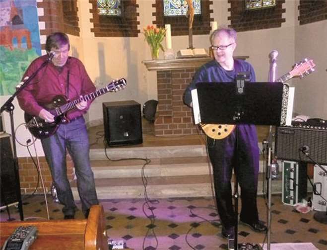 Burkhard Royzyk und Mirko Schrader erfreuten das Publikum in der Vallendarer Lukaskirche.privat