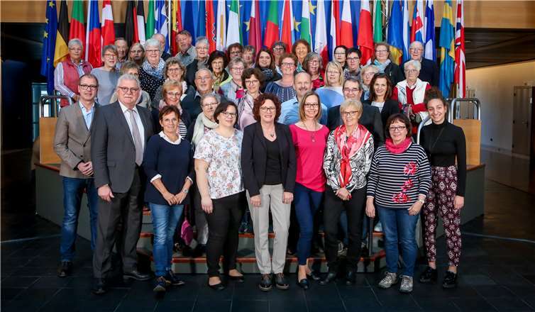CDU-Europaabgeordneter Dr. Werner Langen (vorne links) hatte die Gruppe aus dem Kreis Cochem-Zell nach Straßburg eingeladen. Foto: Fred Marvaux/Europäische Union
