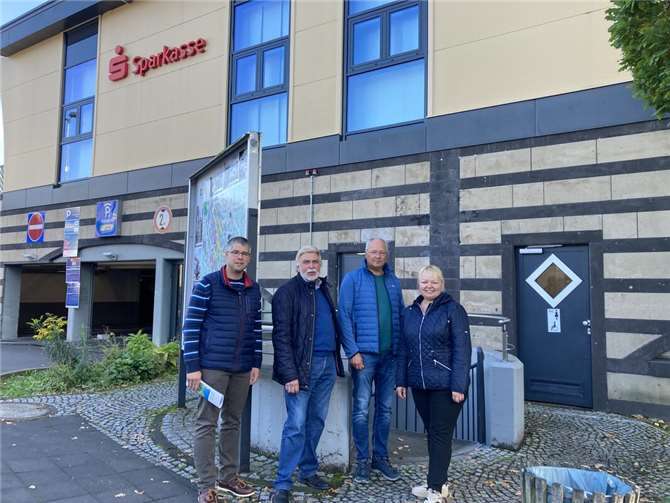 CDU-Fraktion Linz am Rhein setzt sich für eine Videoüberwachungsanlage an der Toilettenanlage am Parkhaus ein. Foto: Dennis Swirsky
