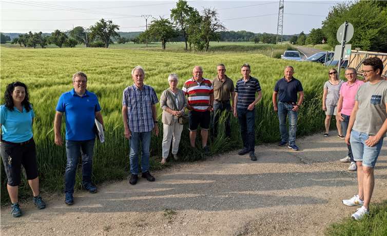 CDU Fraktion im OG-Rat Weitersburg und Fraktion im VG-Rat Vallendar bei der Ortsbegehung in Weitersburg.