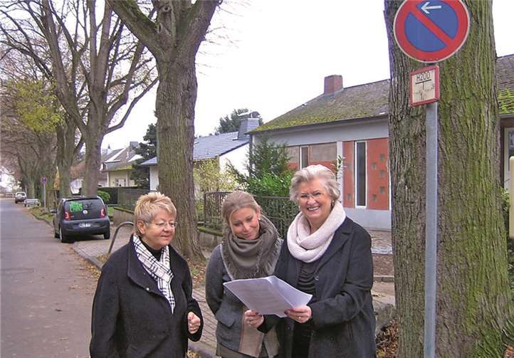 CDU-Fraktionsvorsitzende Anne Schumann-Dreyer, Melanie Pörschmann und CDU-Ratsmitglied Edith Hoernchen.privat