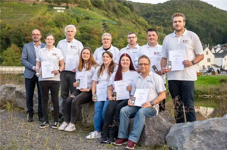 CDU-Landtagsabgeordneter Peter Moskopp zu Gast bei der Verleihung der Fluthilfemedaille ans DRK Mülheim-Kärlich. Quelle: Büro von Peter Moskopp