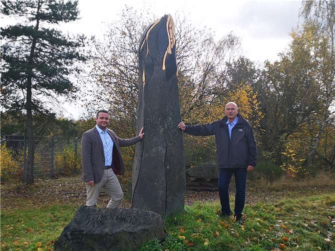 CDU-Landtagsabgeordneter Torsten Welling und Ortsbürgermeister Werner Spitzley an der Ettringer Lay. Foto: privat