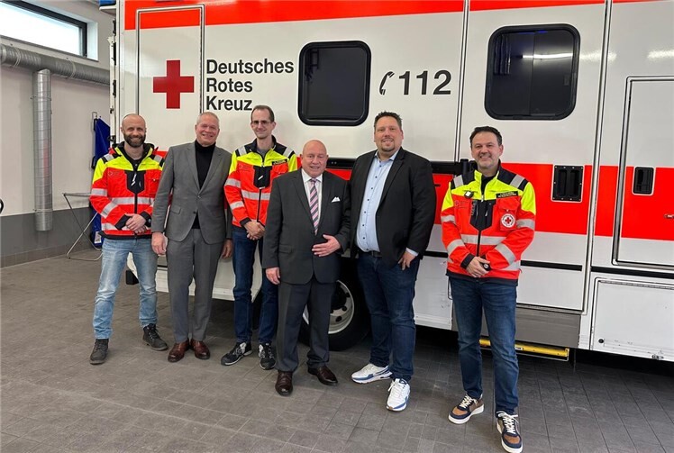 CDU-Landtagskandidat Andreas Birtel mit DRK-Präsident Leo Biewer und DRK-Geschäftsführer Martin Maser. Foto: Ulli Piel-Schilling DRK Koblenz