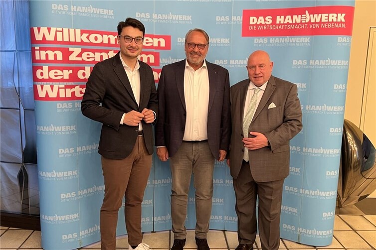 CDU-Landtagskandidat Philip Rünz besuchte gemeinsam mit dem Vorsitzenden der MIT Koblenz, Leo Biewer, den Hauptgeschäftsführer der HWK Koblenz, Ralf Hellrich zwecks Erörterung der Situation des Handwerks in der Region Mittelrhein. Foto: privat