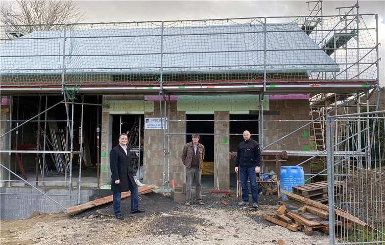 CDU-Landtagskandidat Torsten Welling, Ortsbürgermeister Hans-Peter Isbert und CDU-Vorsitzender Christian Seifert (v. l.).Foto: privat