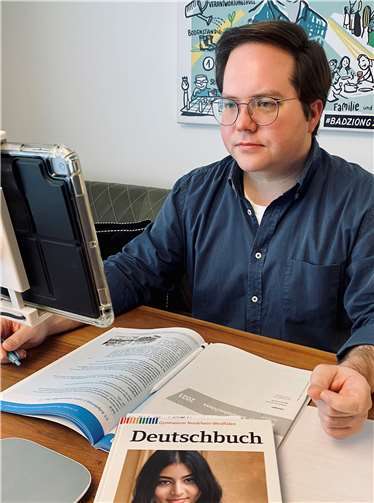 CDU-Landtagskandidat und Lehrer Pascal Badziong hat viele Monate Erfahrung im digitalen Unterricht und fordert jetzt endlich eine pragmatische Lösung als E-Learning-Plattform für die rheinland-pfälzischen Schulen.Foto: CDU