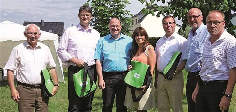 CDU-Politiker beim Jugendfestival in Müllenbach. privat