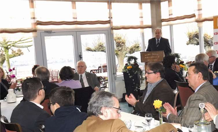 CDU-Stadtverbandsvorsitzender Bernhard Wiemer konnte zahlreiche Gäste aus allen Bereichen des öffentlichen Lebens beim CDU-Frühjahrsempfang im Berghotel Rheinblick in Bendorf begrüßen.privat