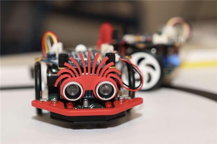 „Callibot“ Roboter sollen neue Möglichkeiten für Klassenstufen sieben, acht und neun bieten.  Foto: Rhein-Wied-Gymnasium