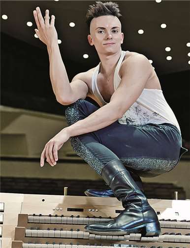 Cameron Carpenter.privat