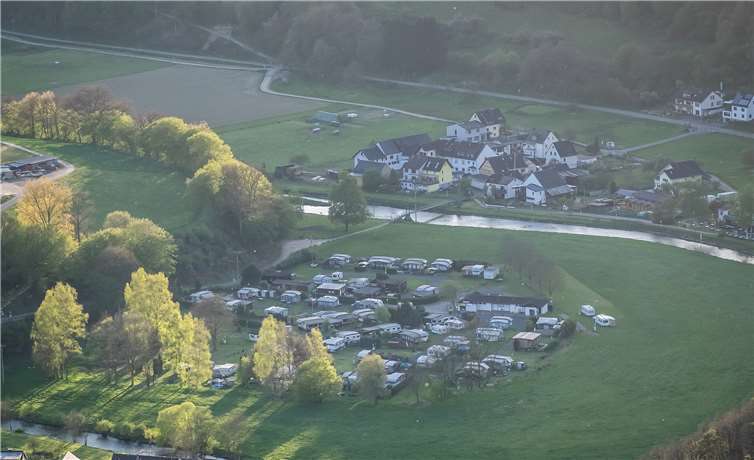 Campingplatz Wiedschleife in Roßbach. Foto: Andreas Pacek / Touristik-Verband Wiedtal e.V.