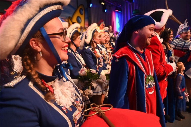 Cara Schneider wird den Gemeindeschlüssel in wenigen Sekunden weiterreichen.