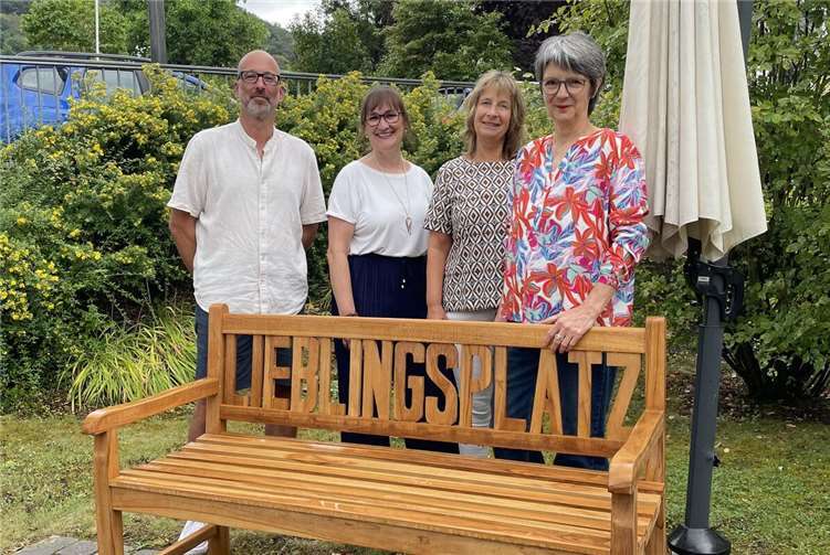 Carin Sprenger hat die Spendenbox für diese Aktion mit viel Liebe zum Detail gestaltet. Foto: Seniorenstift St. Katharina