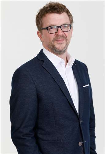 Carl-Bernhard von Heusinger.