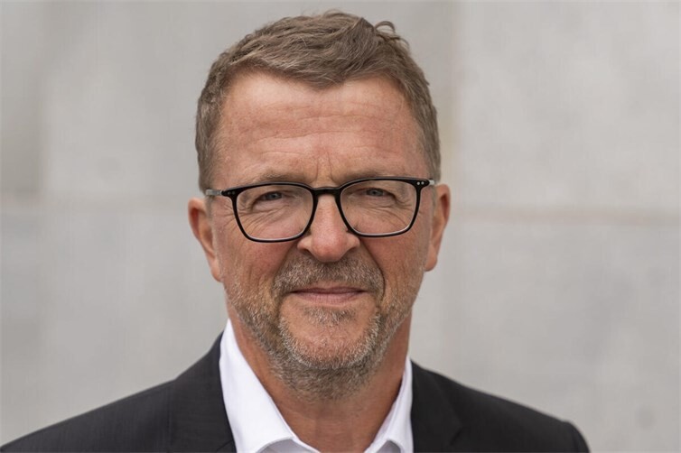 Carl-Bernhard von Heusinger, MdL, freut sich auf einen angeregten Austausch