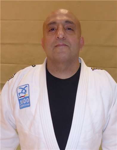 Carlos Schmidt leitet den Kurs. privat