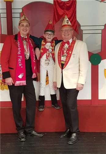 Carsten Efferz (Elferrat), Philip Efferz (Prinzengardist) und Hermann Efferz (Se...