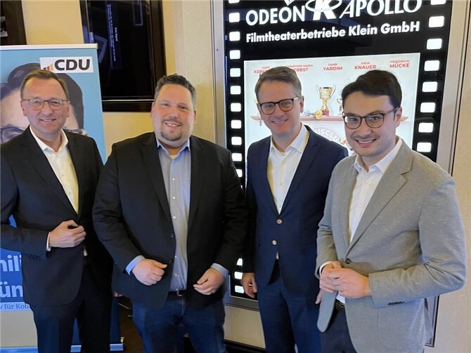 Carsten Linnemann war auf Einladung des CDU-Landtagskandidaten Philip Rünz ins Kino gekommen. Foto: privat